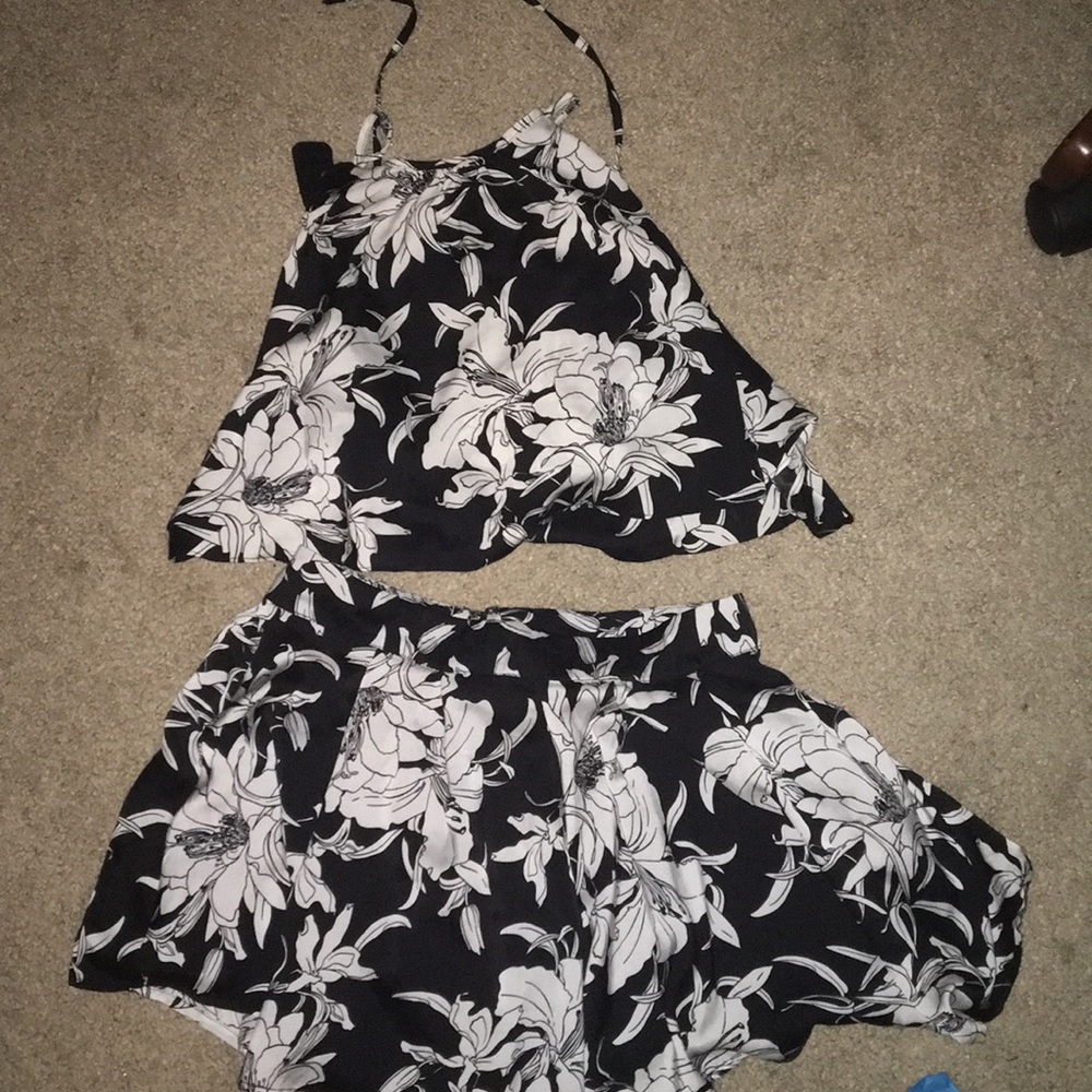 Tobi floral two piece